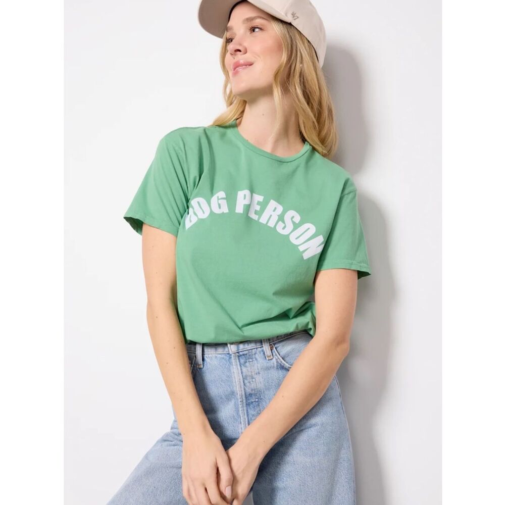 Retrobrand Los Angeles Evereve Dog Person Graphic Tee Green White Short Sleeve